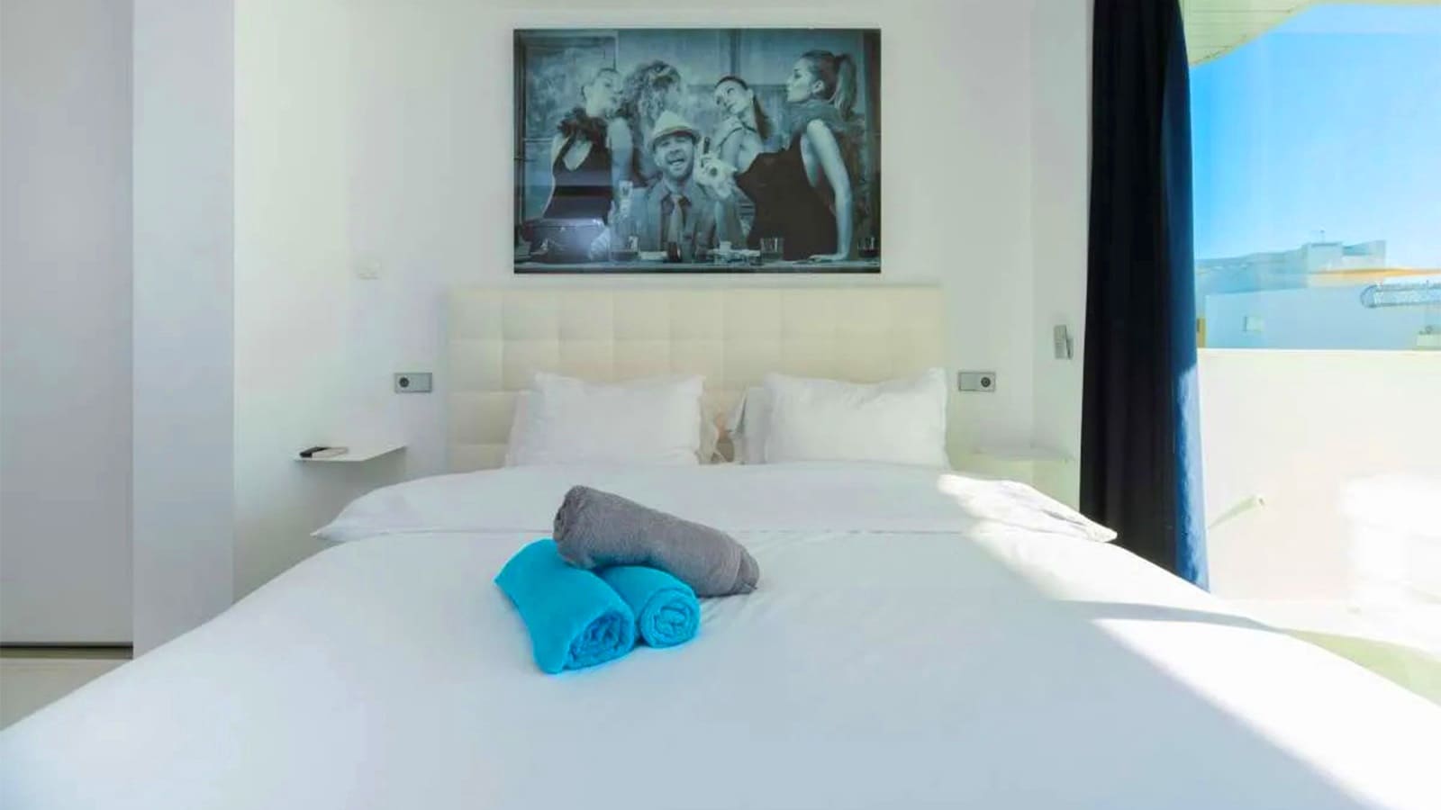 2 bedroom Apartment for sale in Ibiza / Eivissa town with pool - € 2,350,000 (Ref: 9158706)