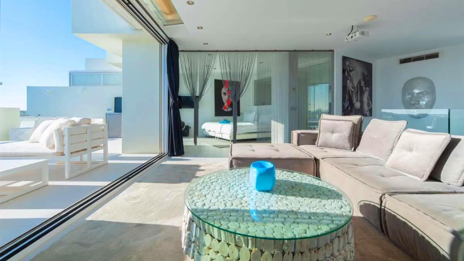 2 bedroom Apartment for sale in Ibiza / Eivissa town with pool - € 2,350,000 (Ref: 9158706)