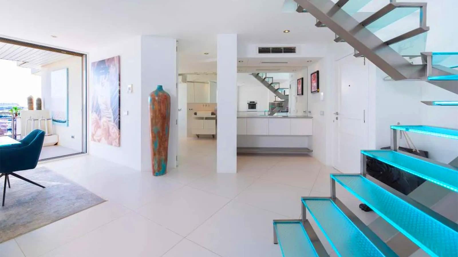 2 bedroom Apartment for sale in Ibiza / Eivissa town with pool - € 2,350,000 (Ref: 9158706)