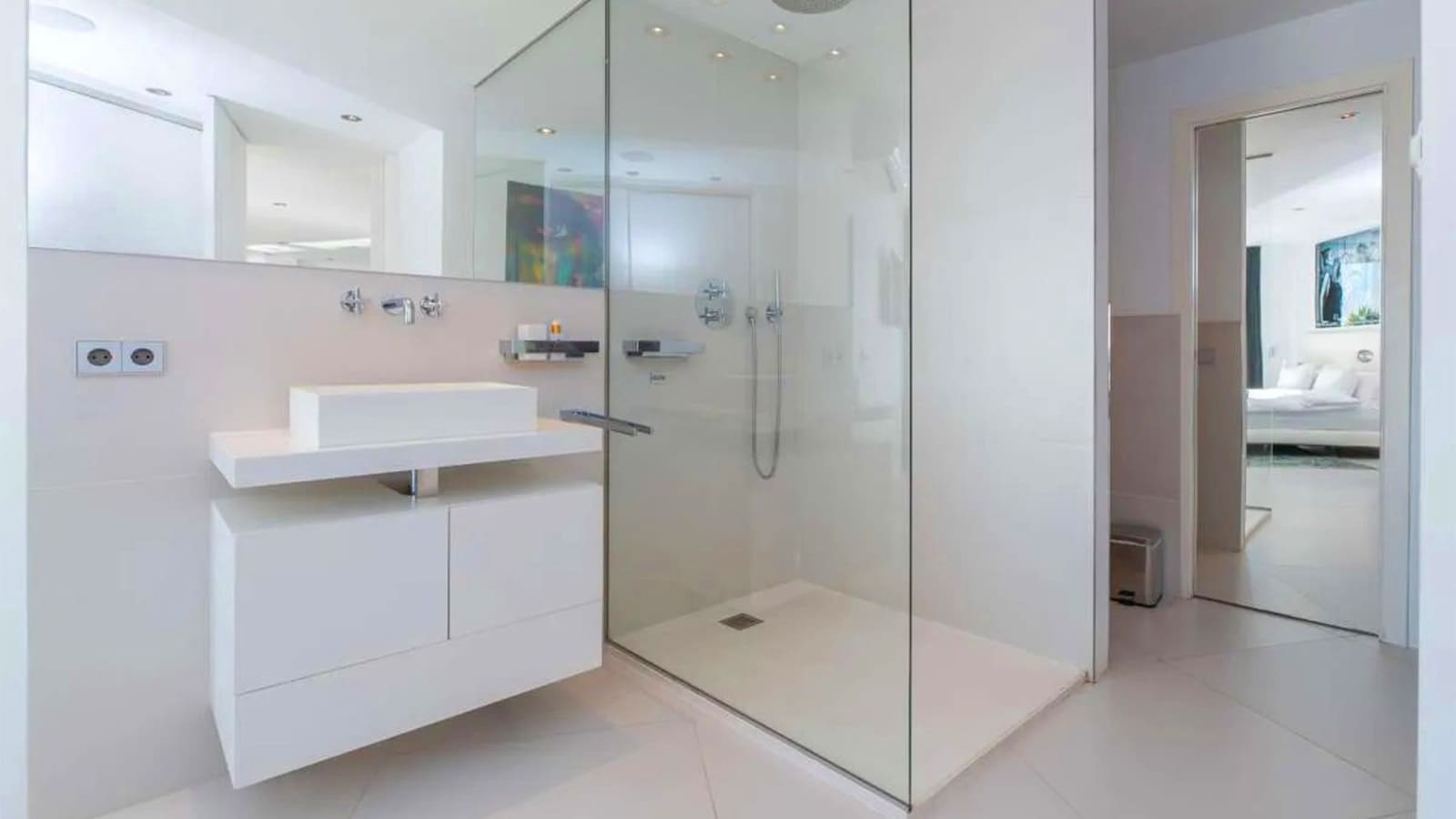 2 bedroom Apartment for sale in Ibiza / Eivissa town with pool - € 2,350,000 (Ref: 9158706)