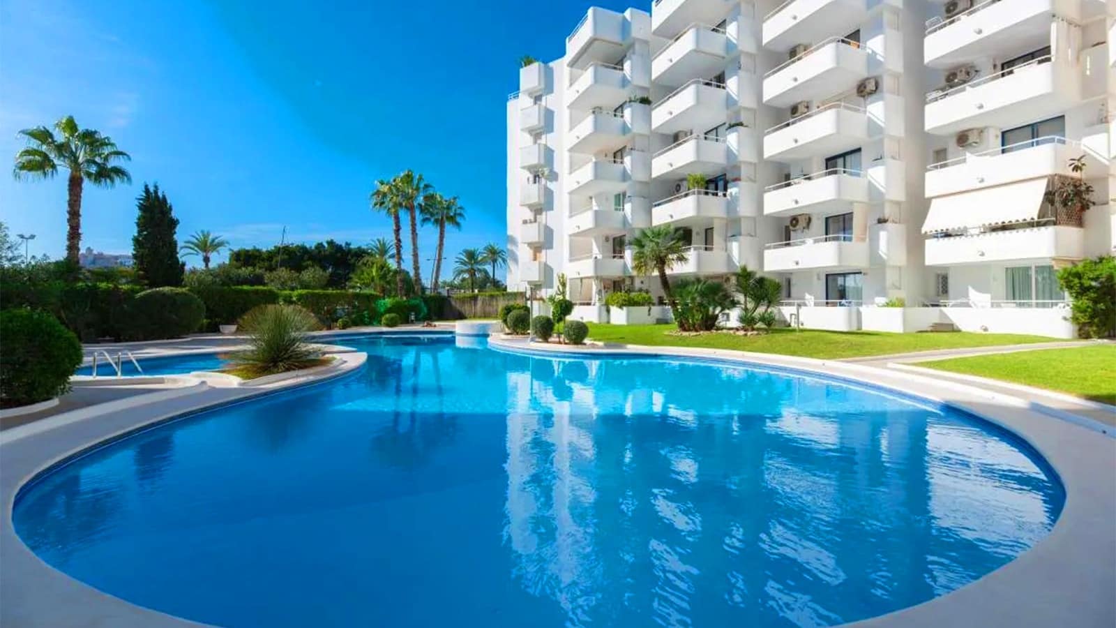 2 bedroom Apartment for sale in Ibiza / Eivissa town with pool - € 2,350,000 (Ref: 9158706)