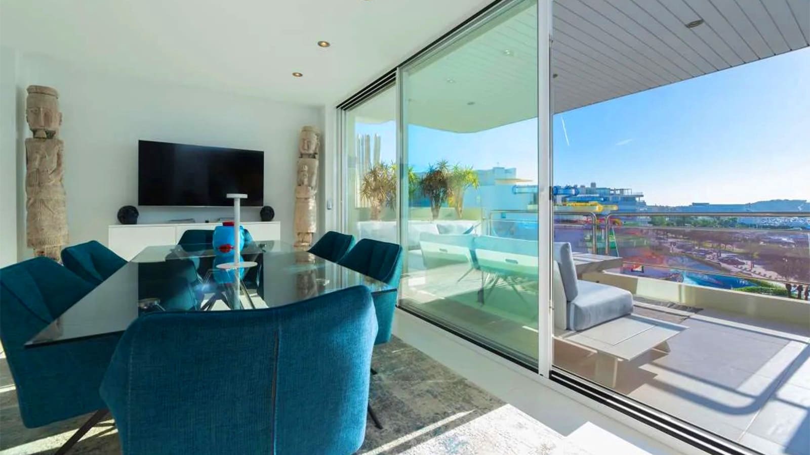 2 bedroom Apartment for sale in Ibiza / Eivissa town with pool - € 2,350,000 (Ref: 9158706)