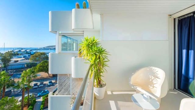 2 makuuhuone Huoneisto myytävänä paikassa Ibiza kaupunki mukana uima-altaan - 2 350 000 € (Ref: 9158706)