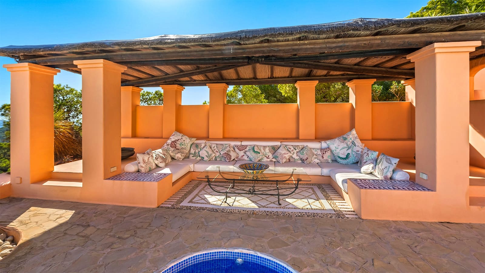 4 sypialnia Willa na sprzedaż w Roca Llisa z basenem - 7 500 000 € (Ref: 9172378)