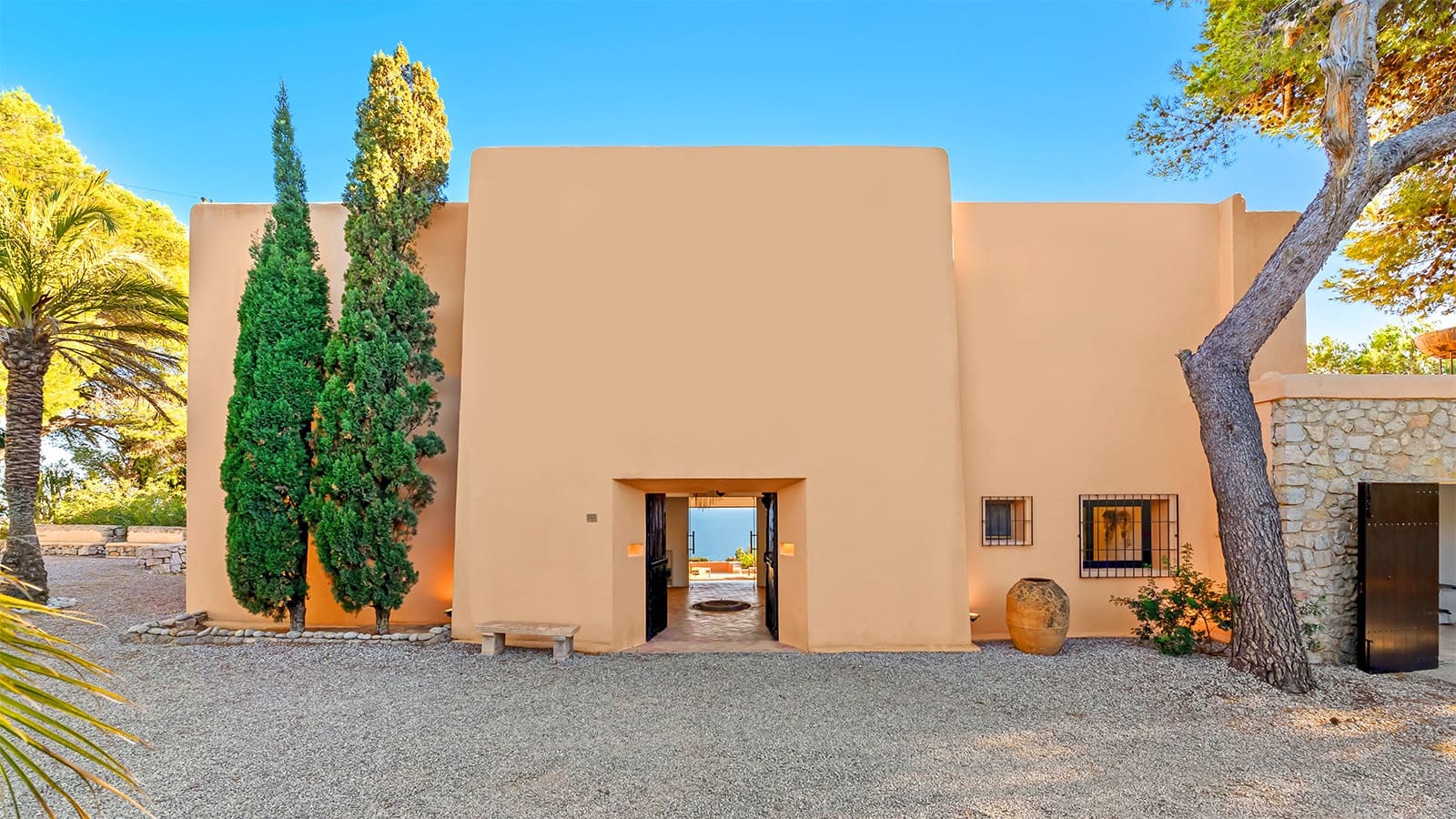 4 sypialnia Willa na sprzedaż w Roca Llisa z basenem - 7 500 000 € (Ref: 9172378)