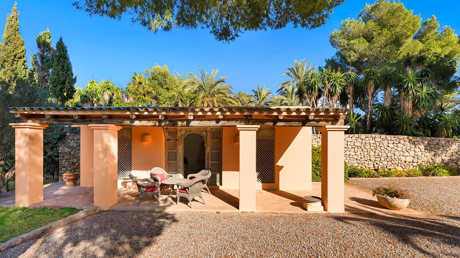 4 sypialnia Willa na sprzedaż w Roca Llisa z basenem - 7 500 000 € (Ref: 9172378)