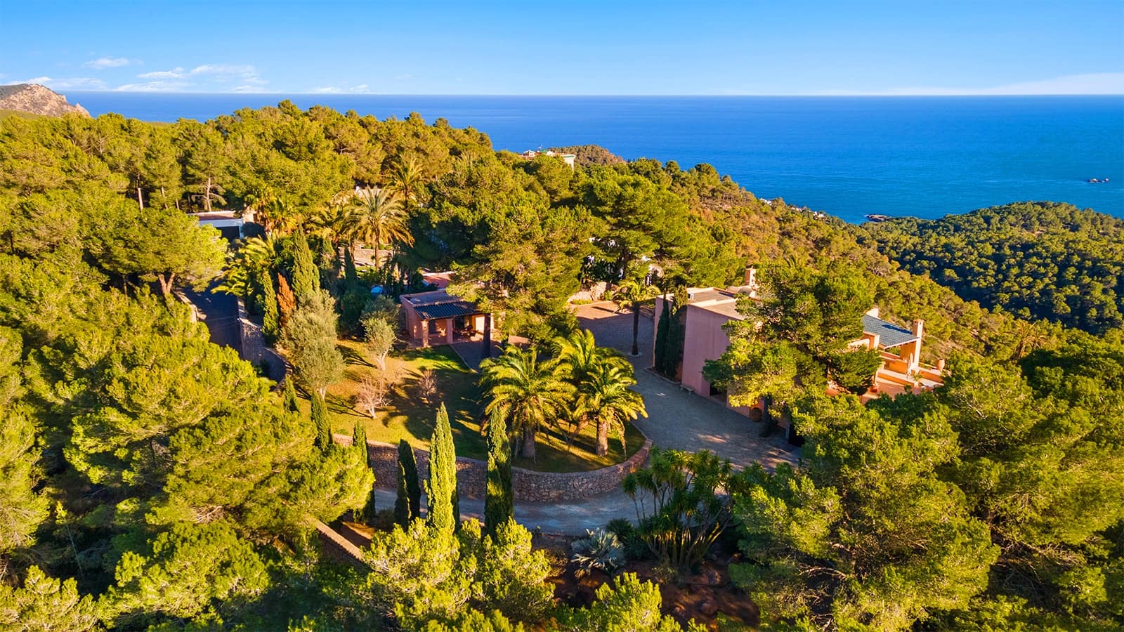 4 sypialnia Willa na sprzedaż w Roca Llisa z basenem - 7 500 000 € (Ref: 9172378)