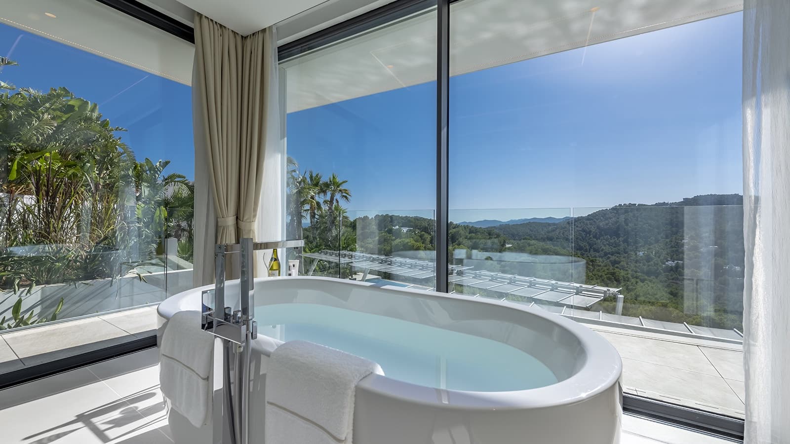 9 bedroom Villa for sale in Roca Llisa with pool - € 9,800,000 (Ref: 9426480)