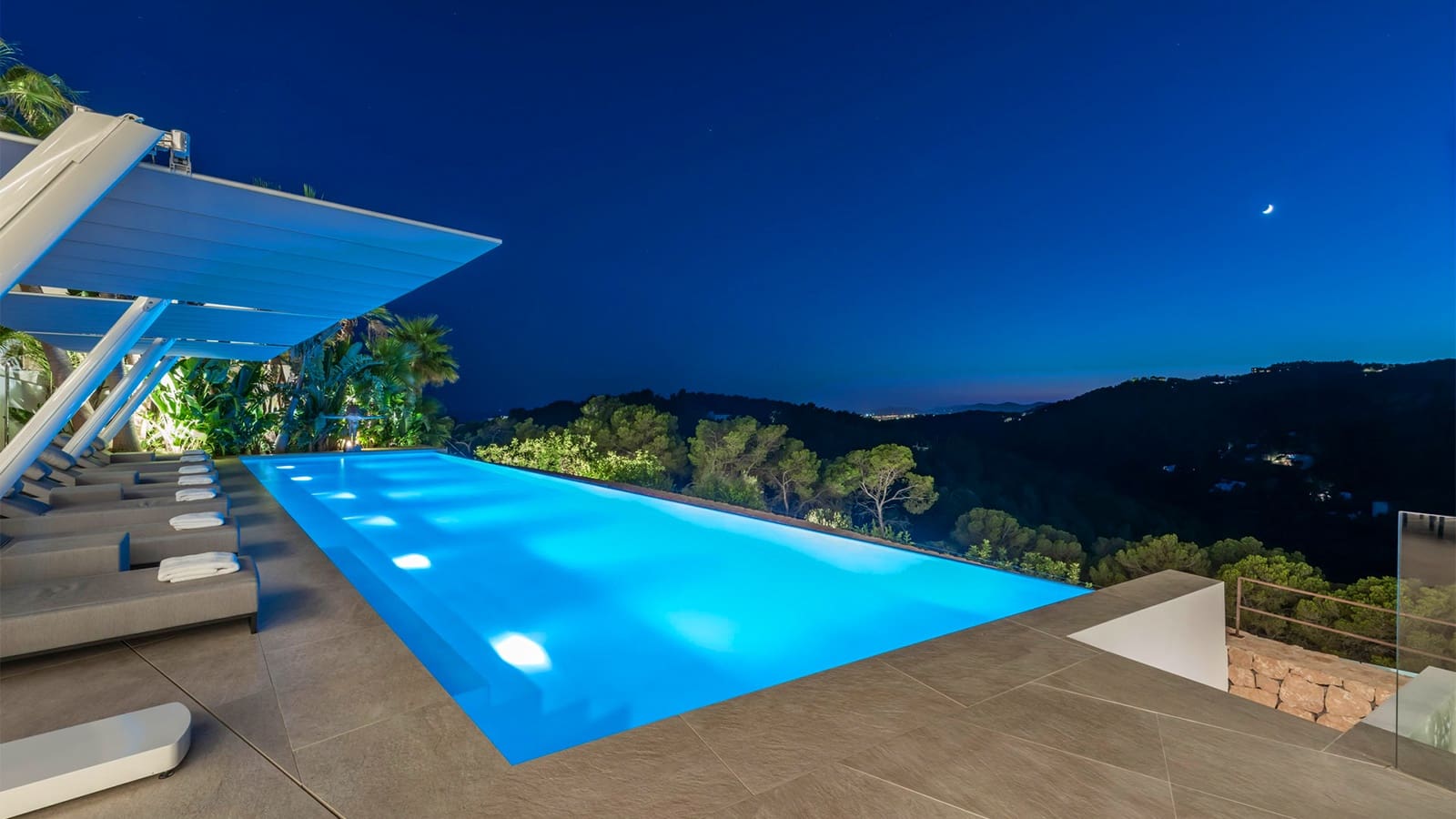 9 bedroom Villa for sale in Roca Llisa with pool - € 9,800,000 (Ref: 9426480)