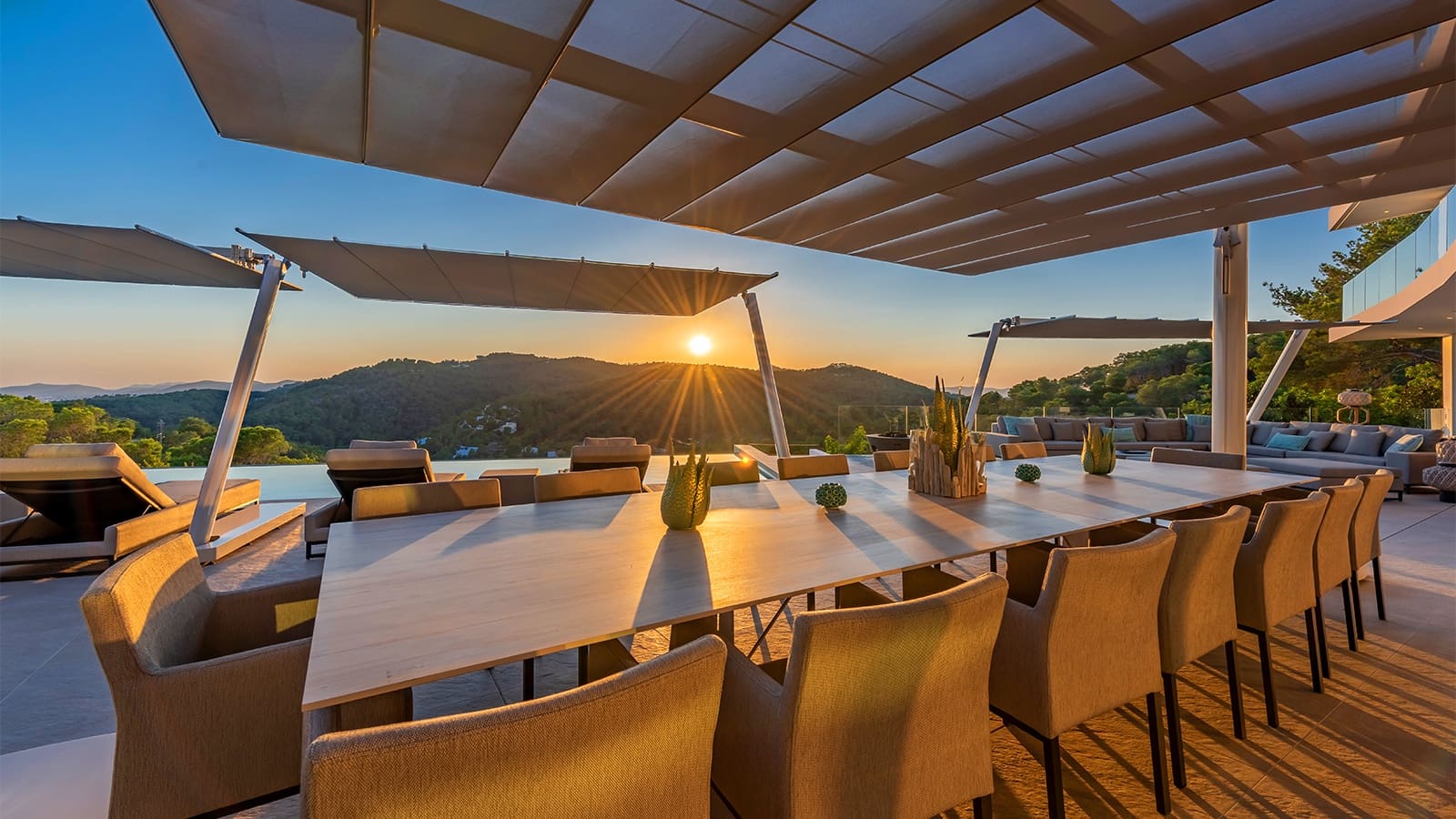 9 bedroom Villa for sale in Roca Llisa with pool - € 9,800,000 (Ref: 9426480)