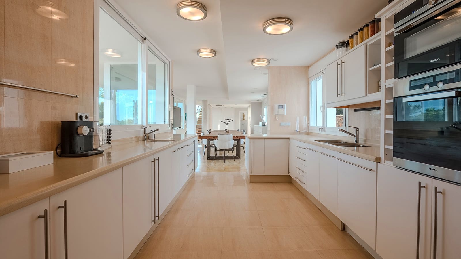 9 sypialnia Willa na sprzedaż w Santa Eulalia / Santa Eularia z basenem - 4 995 000 € (Ref: 9444874)