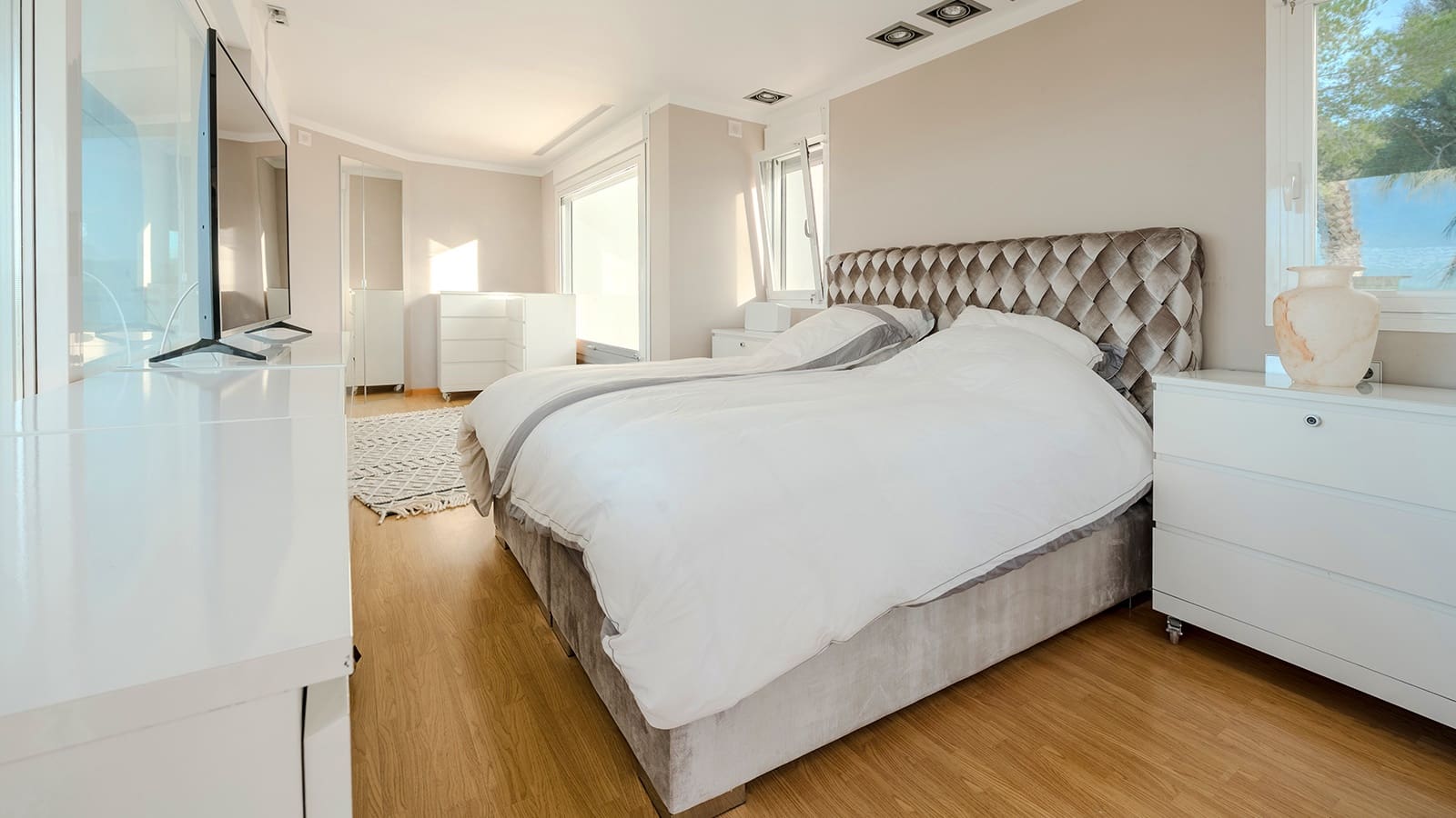 9 sypialnia Willa na sprzedaż w Santa Eulalia / Santa Eularia z basenem - 4 995 000 € (Ref: 9444874)