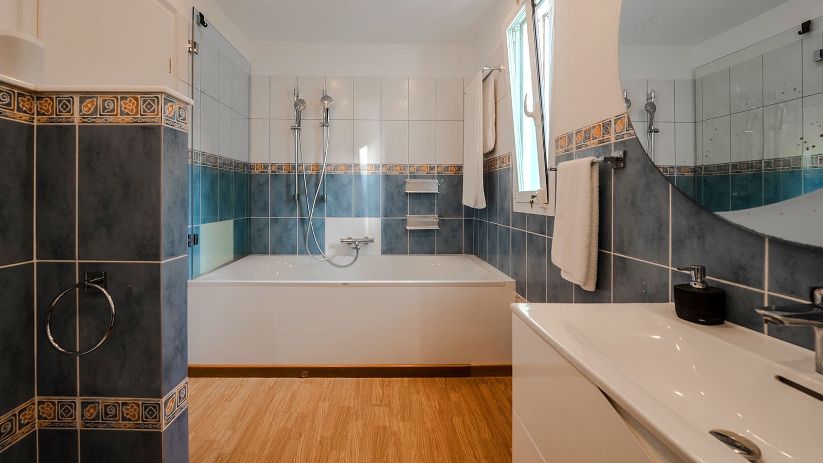 9 sypialnia Willa na sprzedaż w Santa Eulalia / Santa Eularia z basenem - 4 995 000 € (Ref: 9444874)