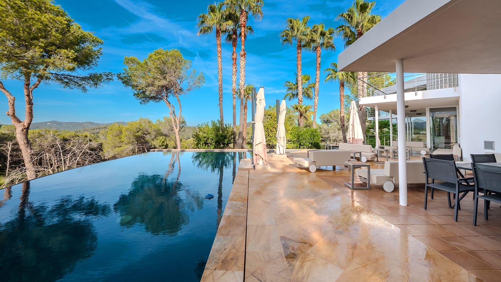 9 sypialnia Willa na sprzedaż w Santa Eulalia / Santa Eularia z basenem - 4 995 000 € (Ref: 9444874)