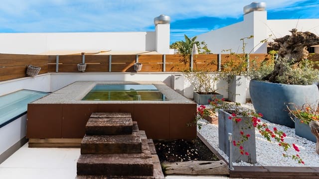3 Zimmer Villa zu verkaufen in Cap Martinet, Ibiza / Eivissa Stadt mit Pool Garage - 1.790.000 € (Ref: 9449715)