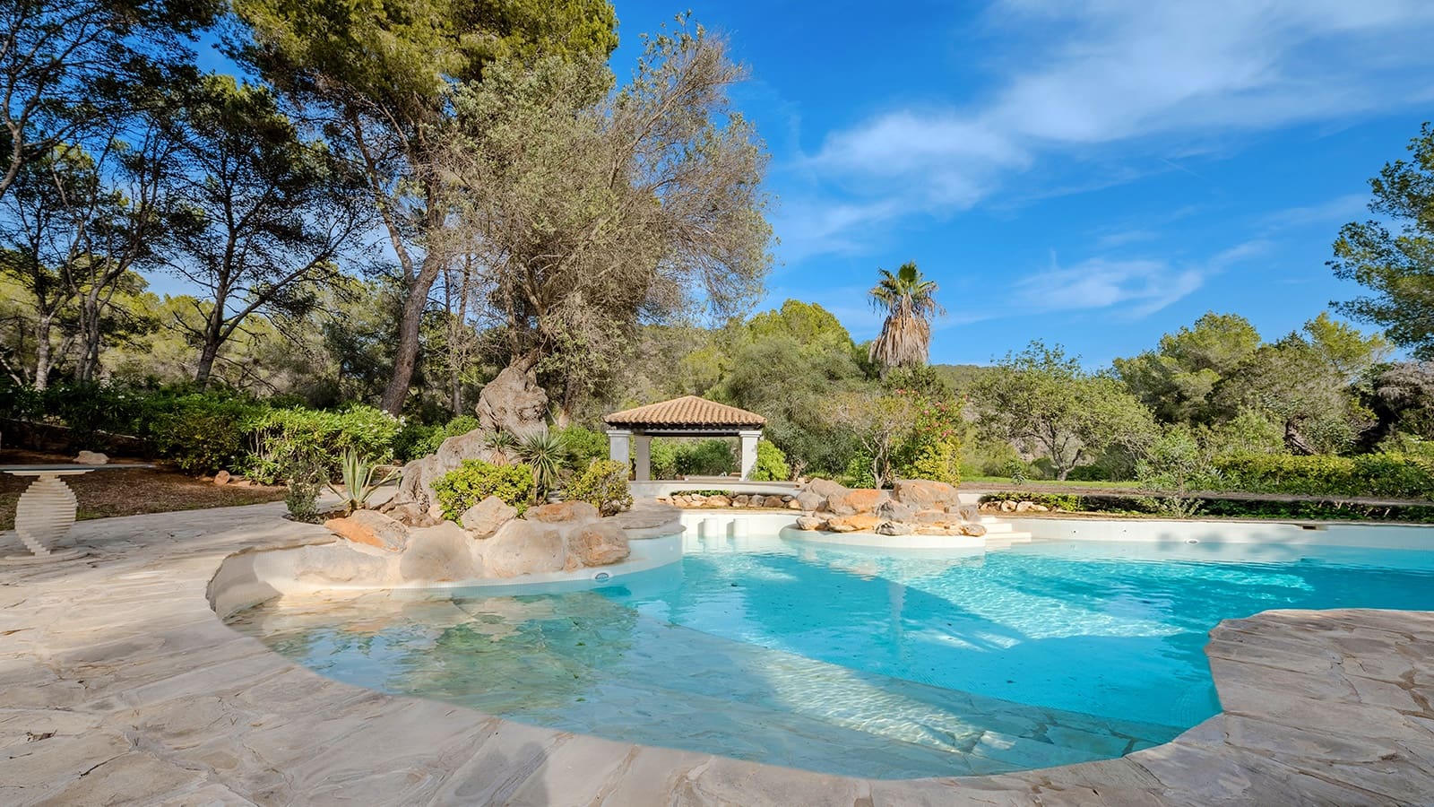 5 sypialnia Willa na sprzedaż w Es Cubells z basenem - 8 500 000 € (Ref: 9450675)