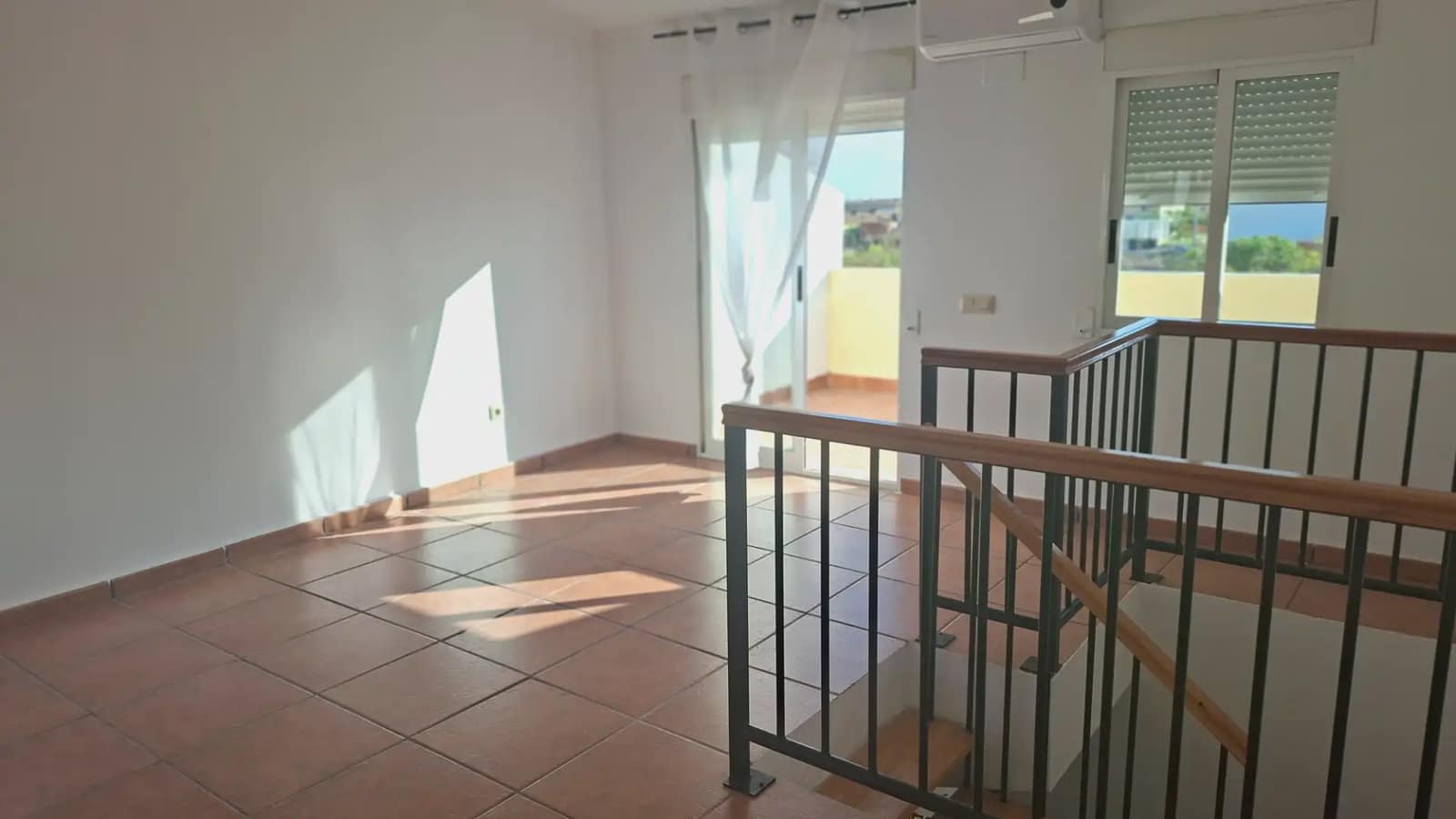 3 quarto Moradia em Banda para venda em Massamagrell com garagem - 299 900 € (Ref: 10165296)