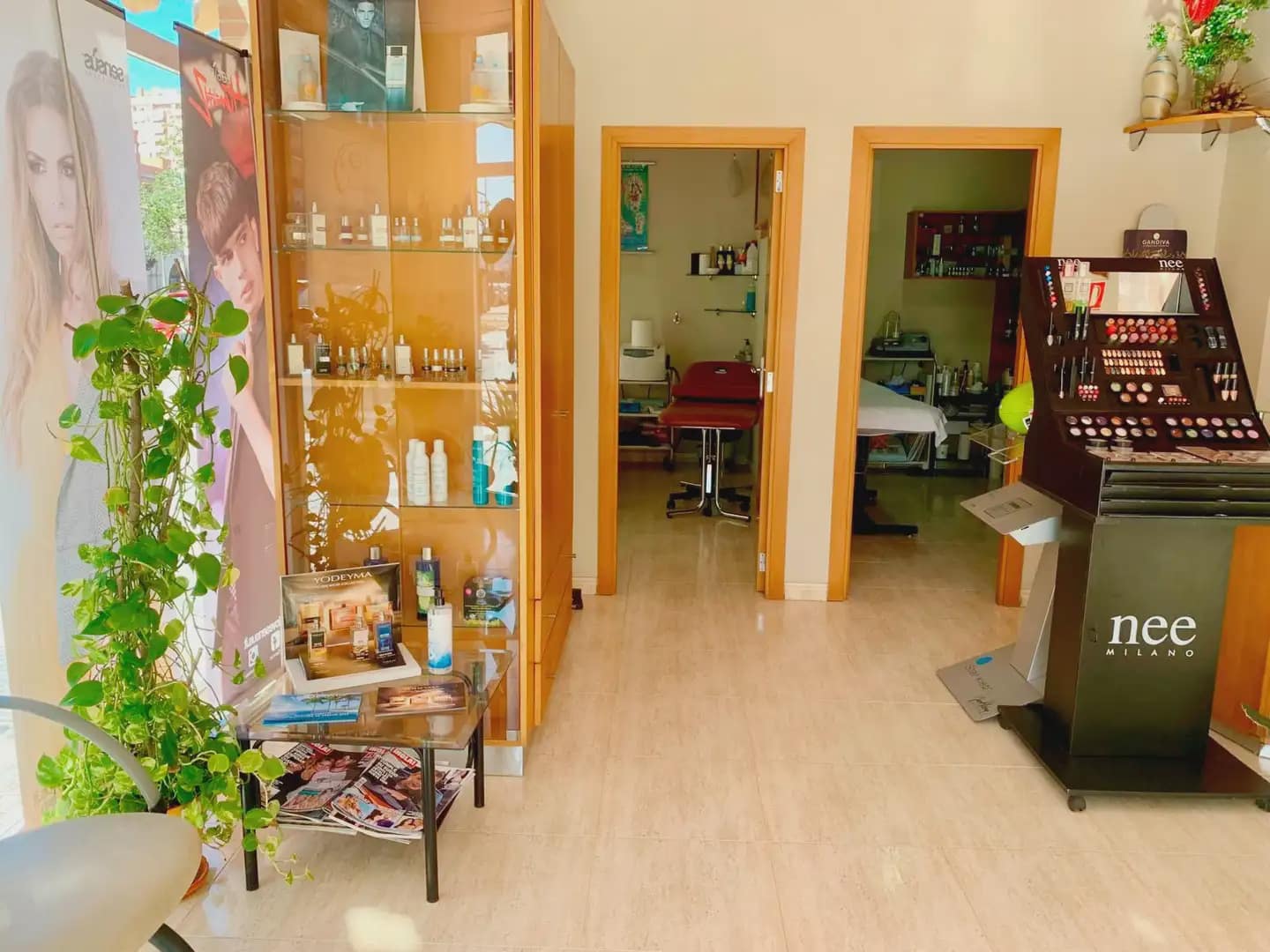 Komercyjne do wynajęcia w Miasto Walencja - 2 400 € (Ref: 10165298)