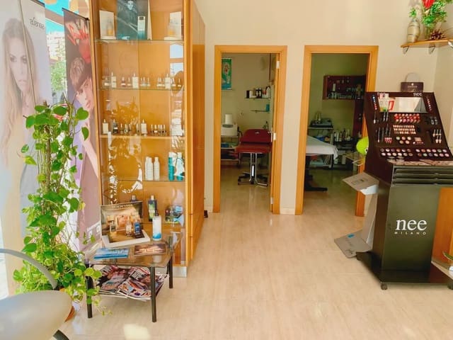 Kaupallinen vuokrattavana paikassa Cabanyal-Canyamelar, Valencia kaupunki - 2 400 € (Ref: 10165298)