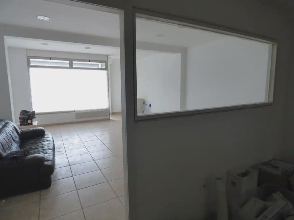 Komercyjne na sprzedaż w Miasto Walencja - 95 000 € (Ref: 10165300)