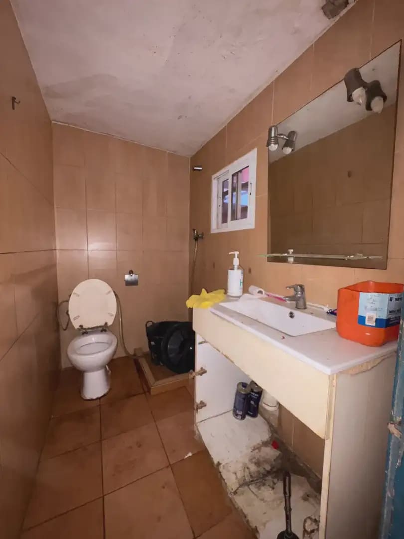 Kommersiell att hyra i Paiporta - 700 € (Ref: 10165309)