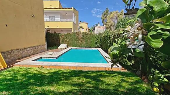 3 bedroom Villa for sale in Peniscola with pool garage - € 289,000 (Ref: 10165310)