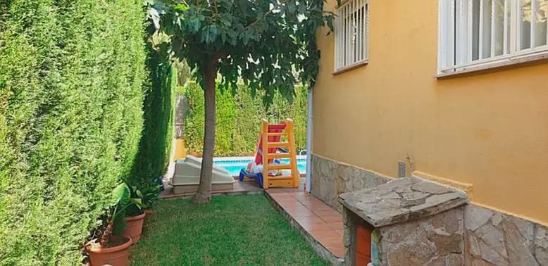 3 bedroom Villa for sale in Peniscola with pool garage - € 289,000 (Ref: 10165310)