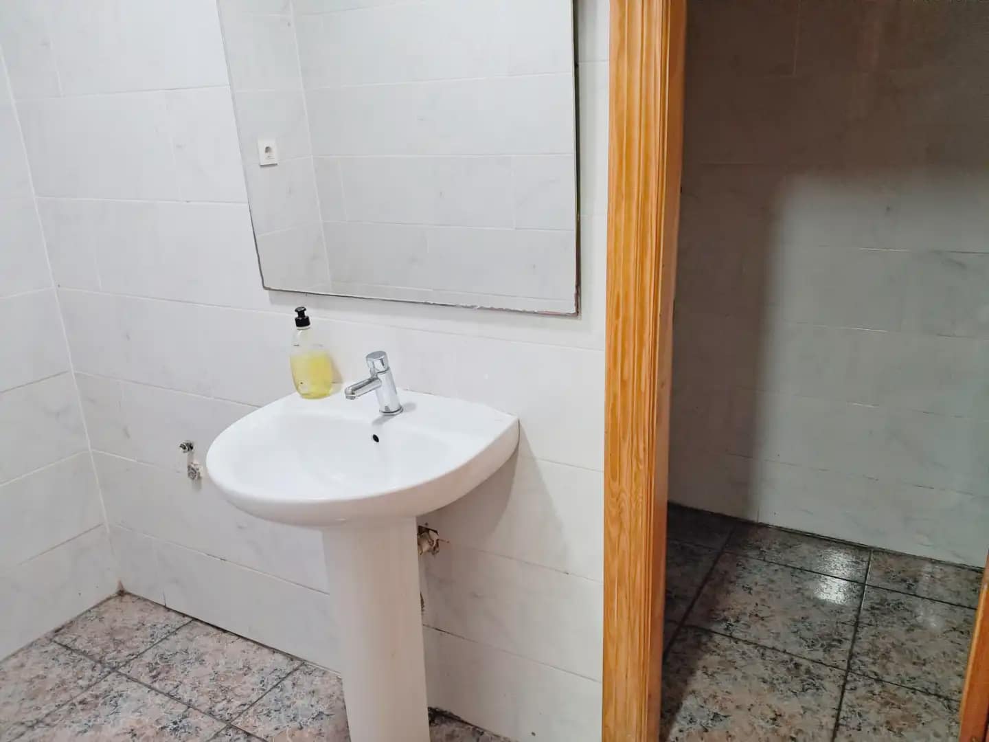 Kaupallinen myytävänä paikassa Valencia kaupunki - 299 000 € (Ref: 10165312)