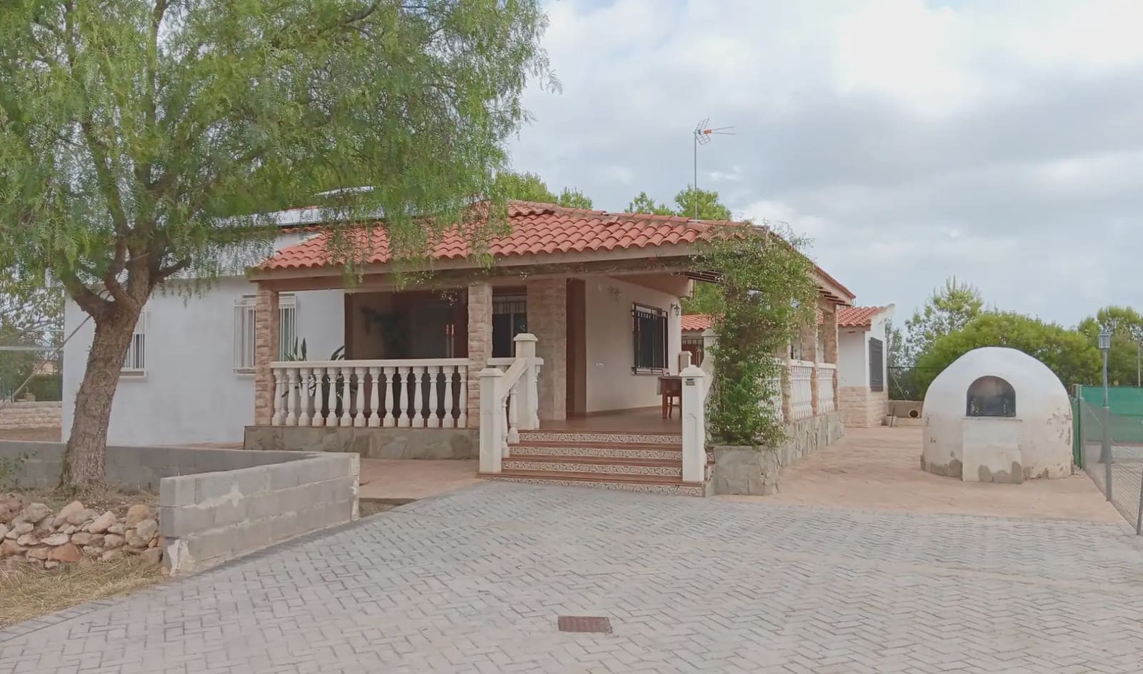 3 soverom Finca/Herregård til salgs i Cheste med svømmebasseng garasje - € 230 000 (Ref: 10165314)