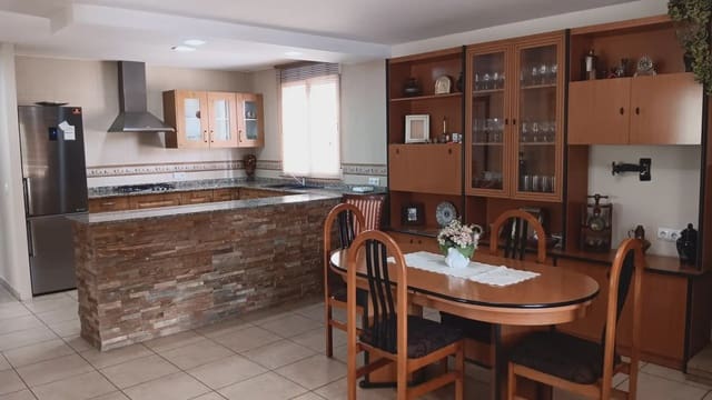 3 soverom Finca/Herregård til salgs i Cheste med svømmebasseng garasje - € 230 000 (Ref: 10165314)