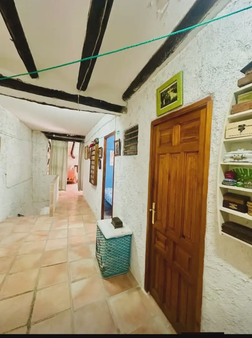 4 bedroom Townhouse for sale in Benafer - € 85,000 (Ref: 10165319)