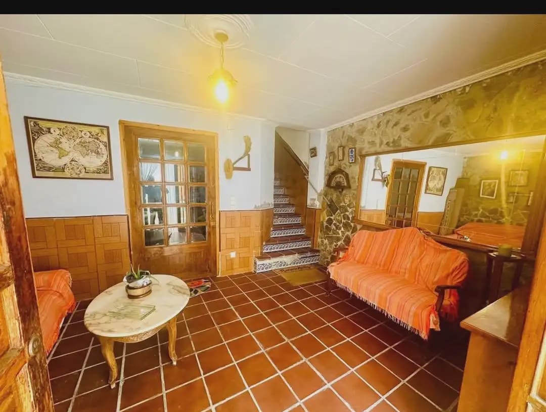 4 bedroom Townhouse for sale in Benafer - € 85,000 (Ref: 10165319)