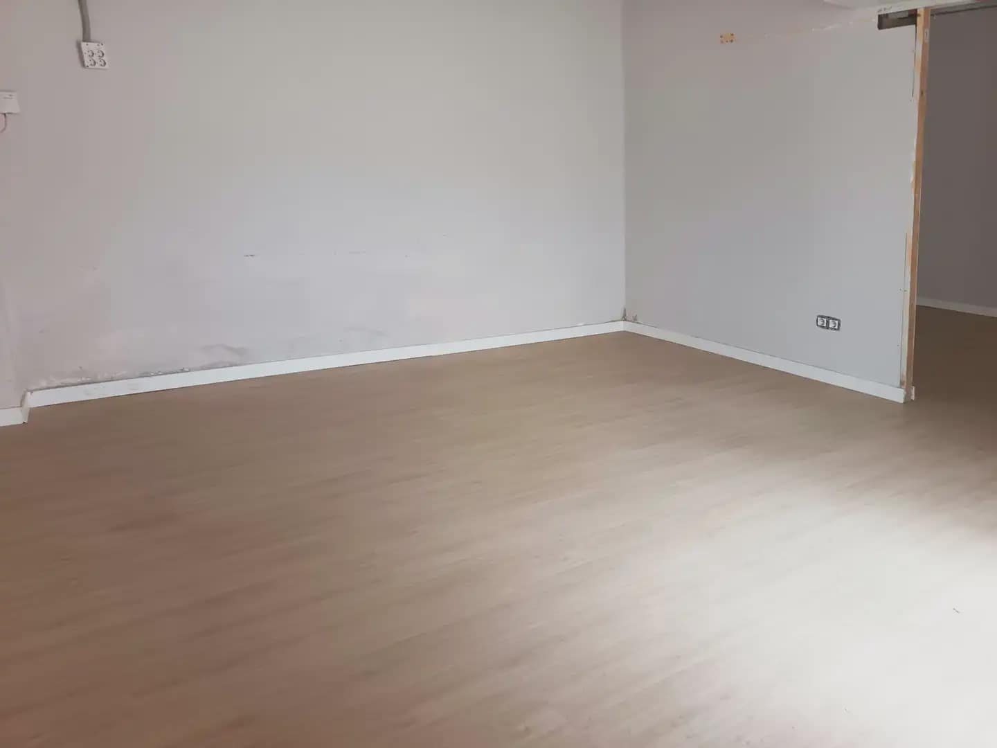 Komercyjne na sprzedaż w Benetusser - 74 500 € (Ref: 10165320)