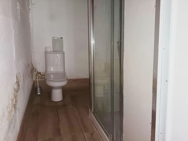 Komercyjne na sprzedaż w Benetússer - 74 500 € (Ref: 10165320)