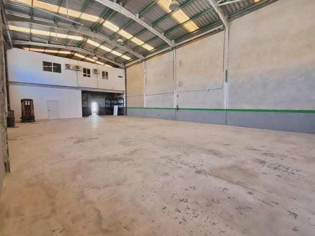 Komercyjne do wynajęcia w Loriguilla - 2 200 € (Ref: 10165322)