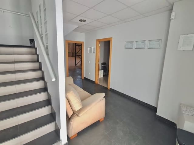 Komercyjne do wynajęcia w Loriguilla - 2 200 € (Ref: 10165322)
