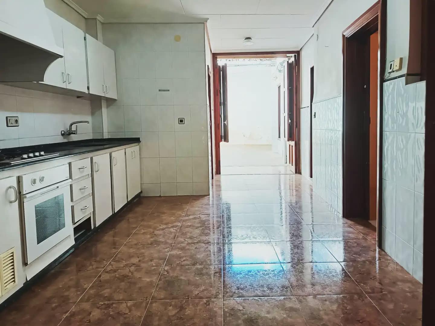 Hus til salgs i Alcasser - € 229 900 (Ref: 10165338)