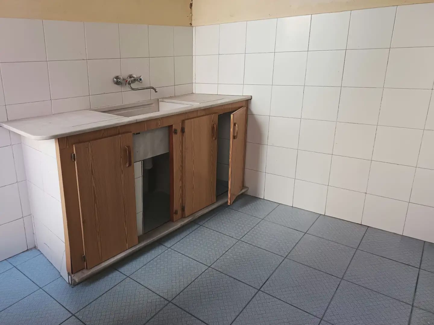 Hus til salgs i Alcasser - € 229 900 (Ref: 10165338)
