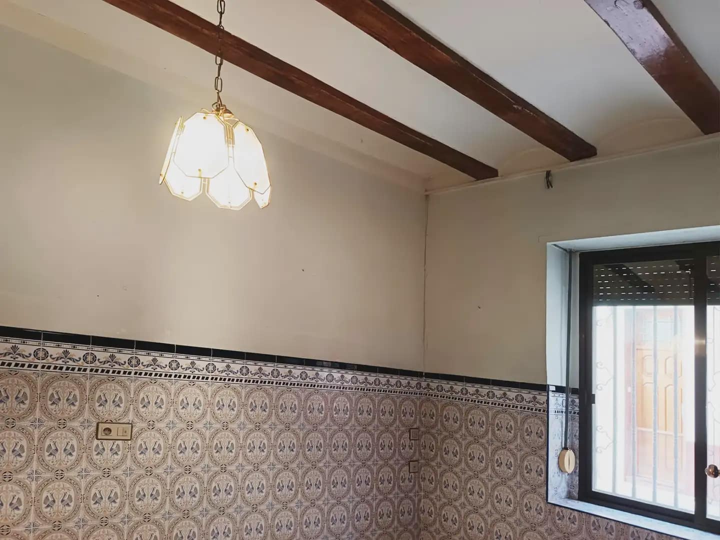 Hus til salgs i Alcasser - € 229 900 (Ref: 10165338)