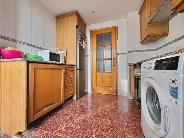 4 soveværelse Lejlighed til salg i Alcàsser med garage - € 209.000 (Ref: 10165341)