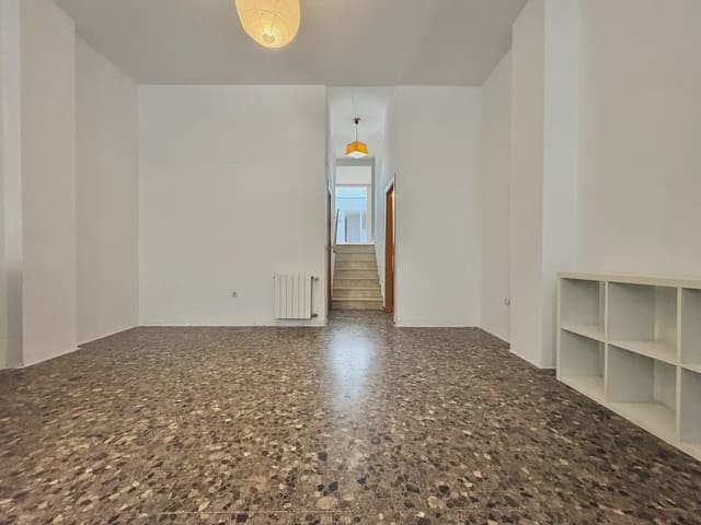 Casa de 4 habitaciones en Paiporta en venta con garaje - 480.000 € (Ref: 10175756)