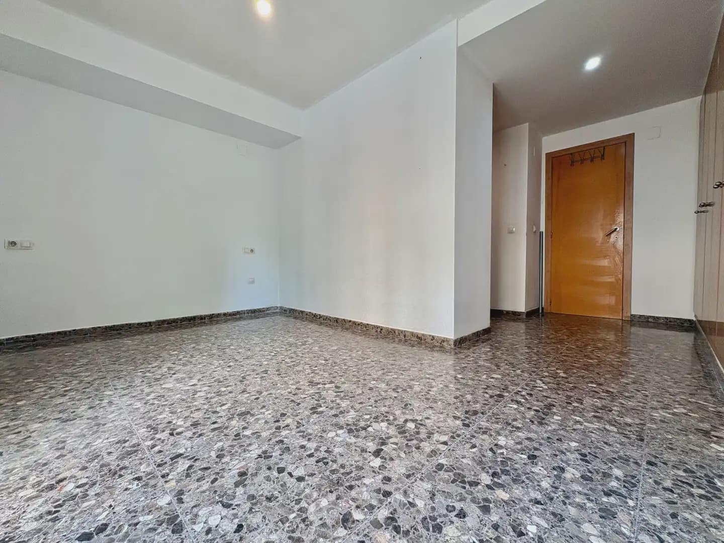 Casa de 4 habitaciones en Paiporta en venta con garaje - 480.000 € (Ref: 10175756)