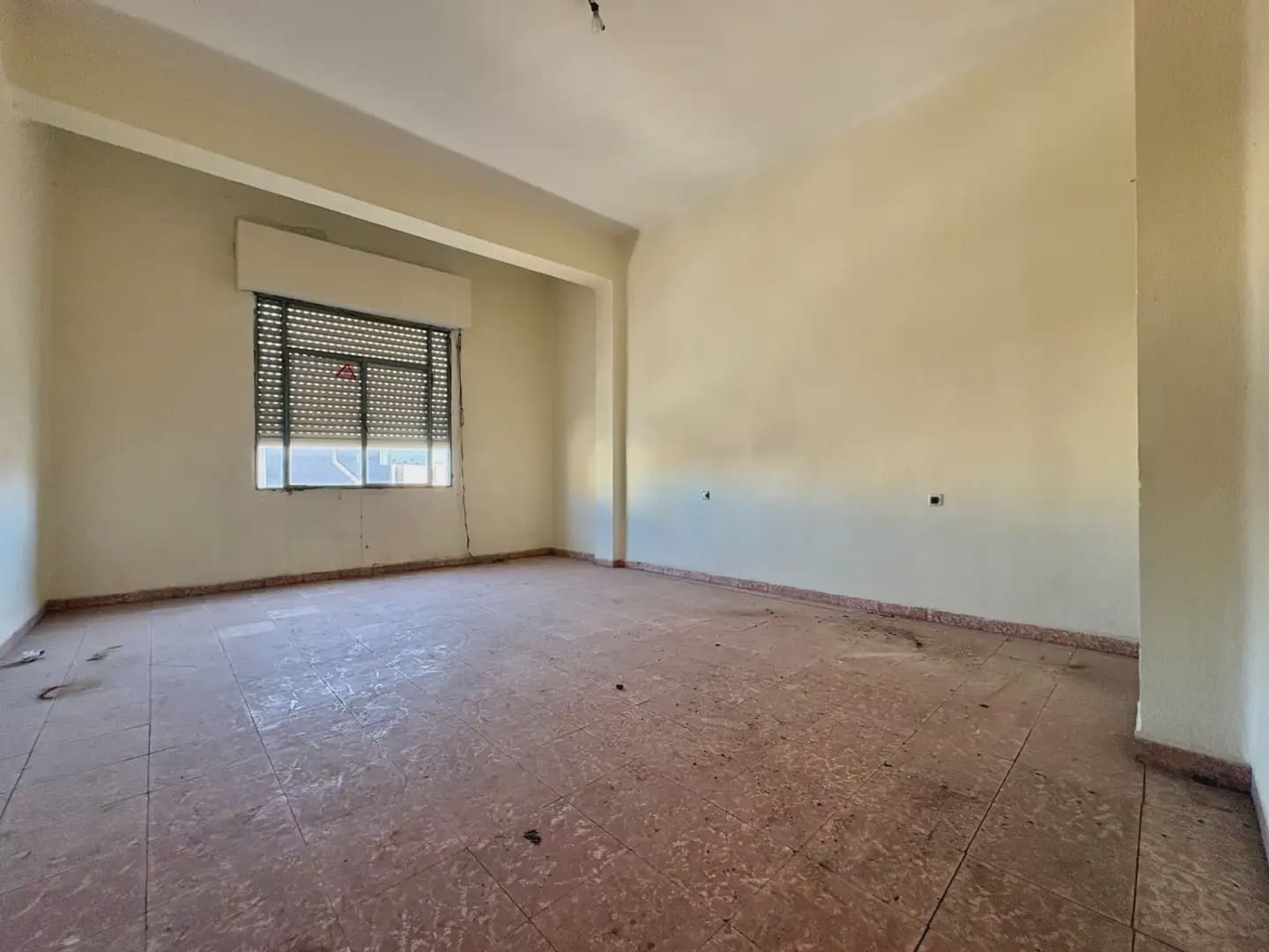 5 soverom Leilighet til salgs i Algemesi - € 89 000 (Ref: 10179696)
