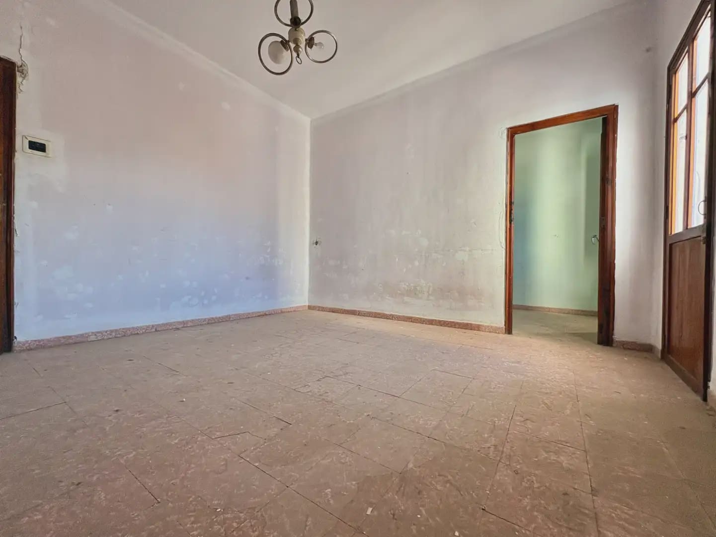 5 soverom Leilighet til salgs i Algemesi - € 89 000 (Ref: 10179696)