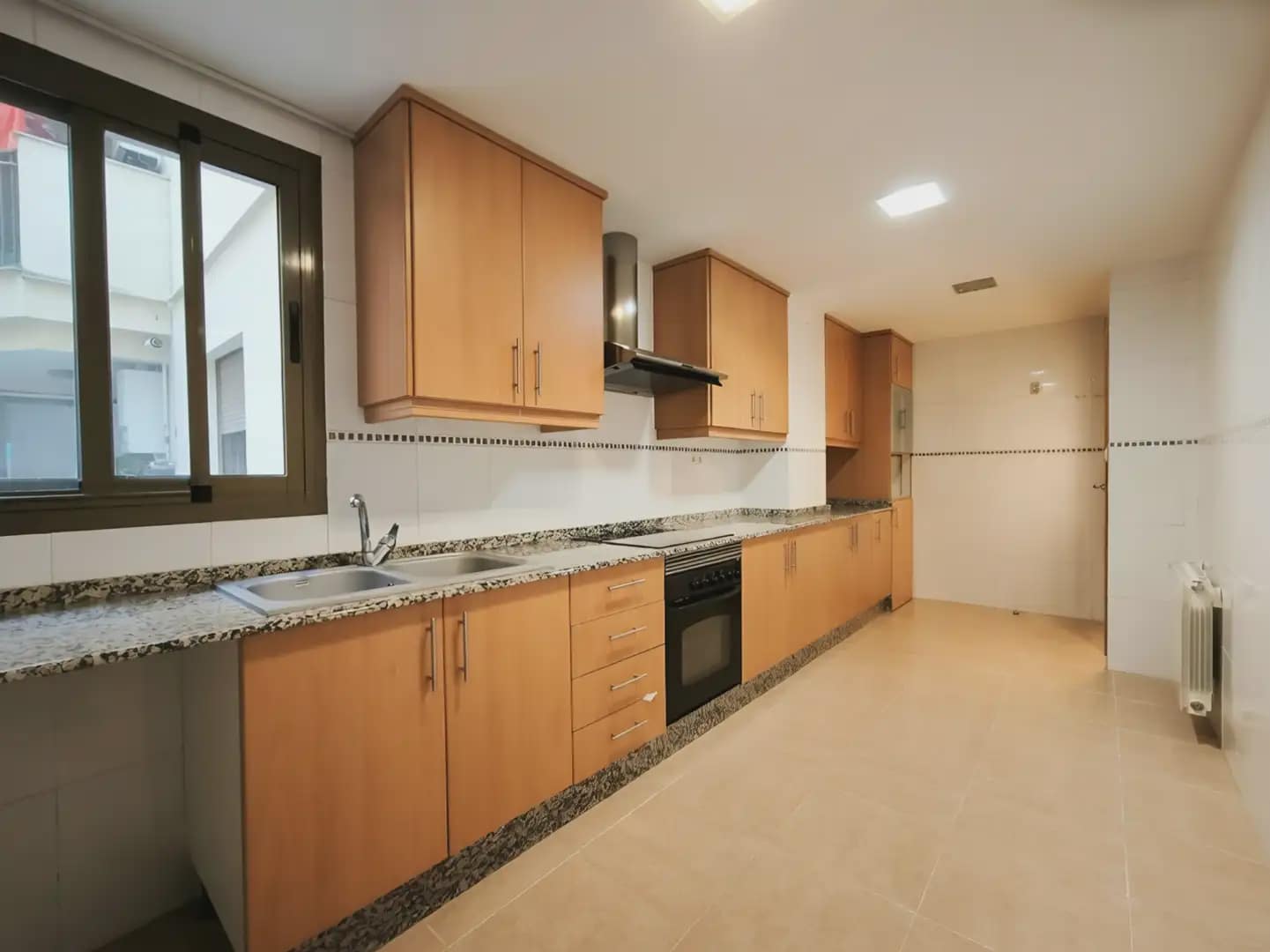 4 chambre Appartement à vendre à Paiporta avec garage - 289 000 € (Ref: 10181980)