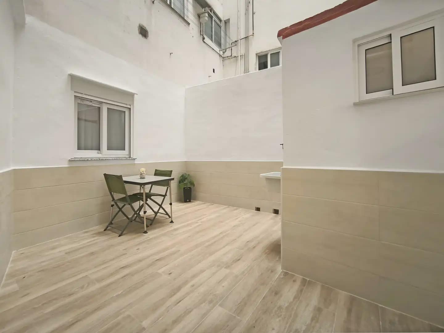 Comercial para arrendar em Paiporta - 700 € (Ref: 10185952)