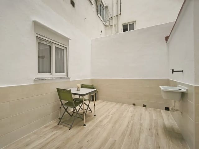 Comercial para arrendar em Paiporta - 700 € (Ref: 10185952)