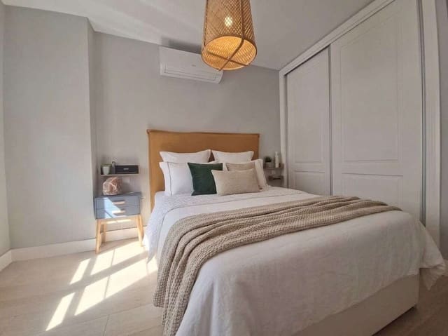 Piso de 4 habitaciones en Arrecife en venta con garaje - 325.000 € (Ref: 10021871)