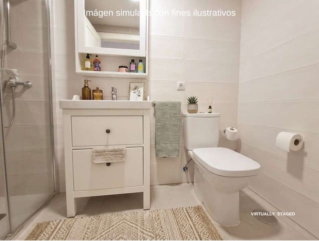 Piso de 4 habitaciones en Arrecife en venta con garaje - 325.000 € (Ref: 10021871)