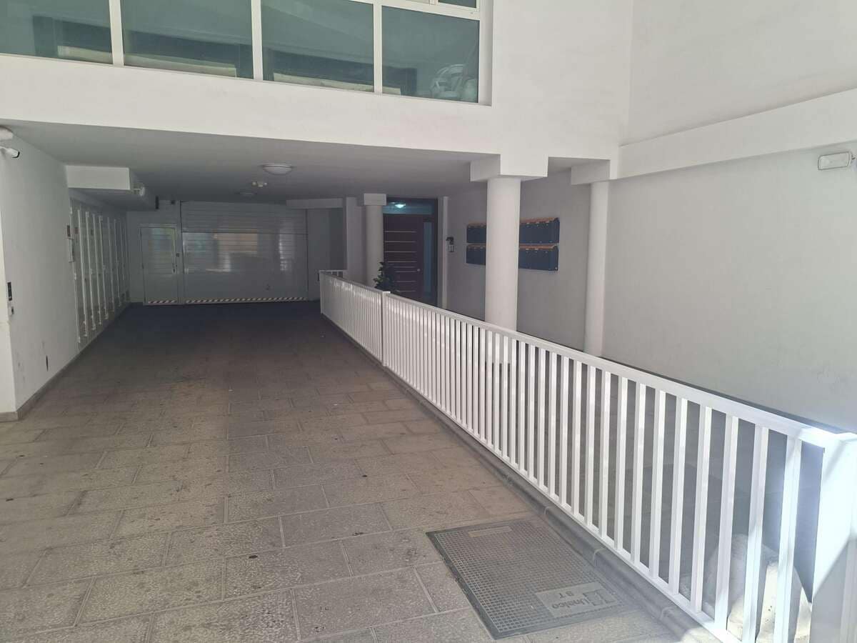 4 soverom Leilighet til salgs i Arrecife med garasje - € 325 000 (Ref: 10021871)